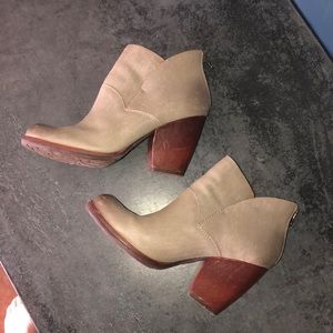 Kork ease leather boots